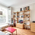 Corridor, F3 Paris 15Eme
