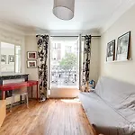 Corridor, F3 Paris 15Eme