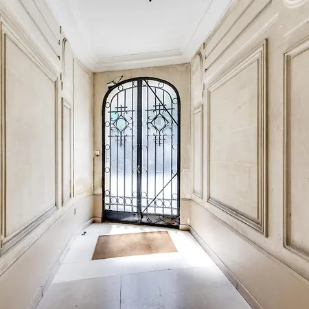Corridor F3 15eme * Paris